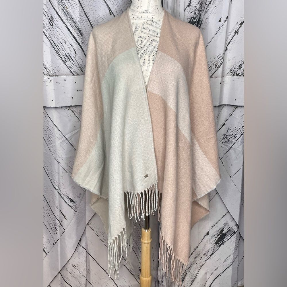Soia & Kyo Cream & Blush Color Block Kimono Shawl… - image 3